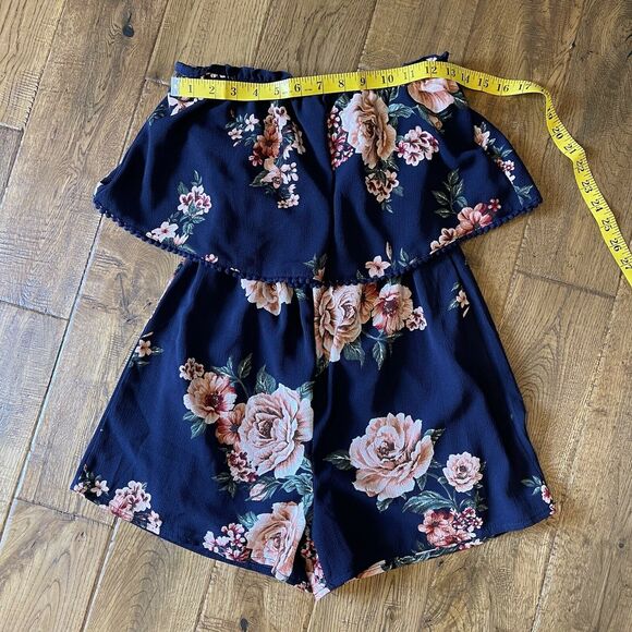 Navy Daytrip Rose Floral Strapless Short Flutter Romper Size XS Juniors/Teen - Picture 2 of 7